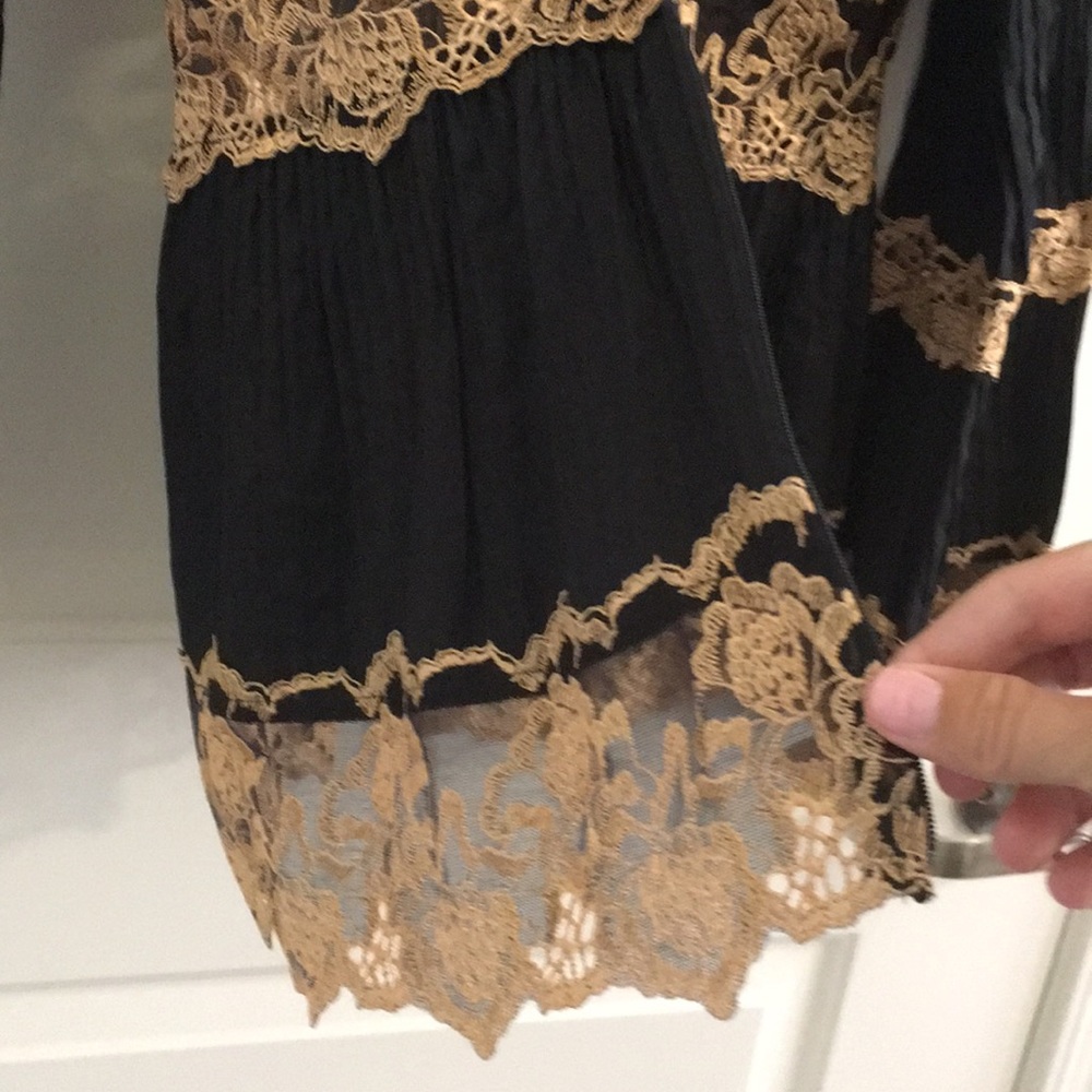 Catherine Malandrino black and gold top - Picture 5 of 5